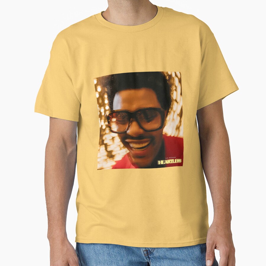 ssrcoclassic_teemens_02ffcf6eda6eb664a1frontproduct_squarex1000-9 ssrcoclassic teemens 02ffcf6eda6eb664a1frontproduct squarex1000 9 - The Weeknd UK Store