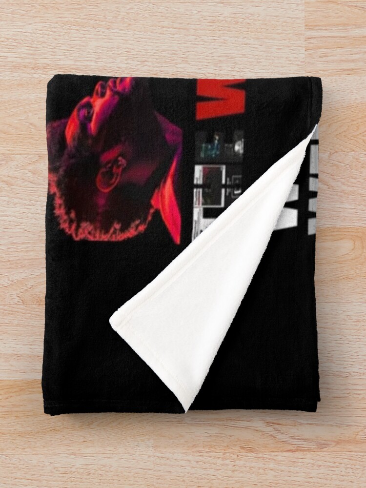 urblanket_medium_foldwide_portraitx1000.1u8-13 urblanket medium foldwide portraitx1000.1u8 13 - The Weeknd UK Store