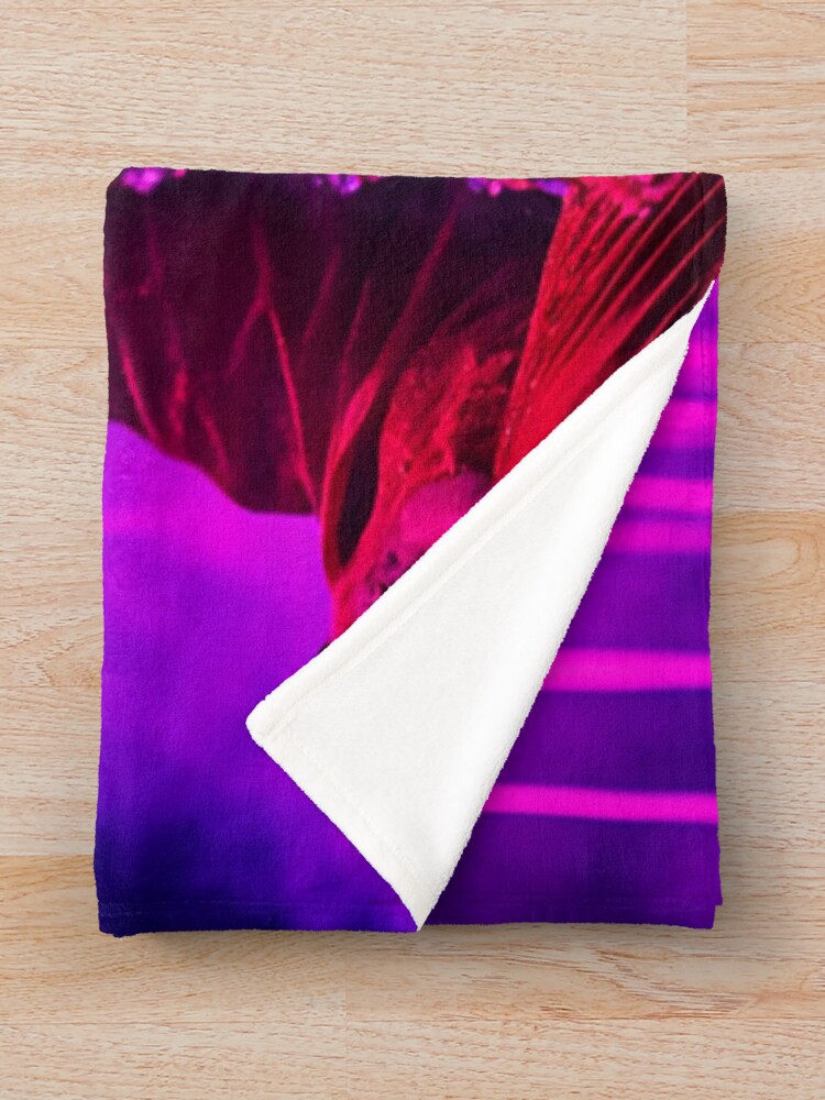 urblanket_medium_foldwide_portraitx1000.1u8-20 urblanket medium foldwide portraitx1000.1u8 20 - The Weeknd UK Store