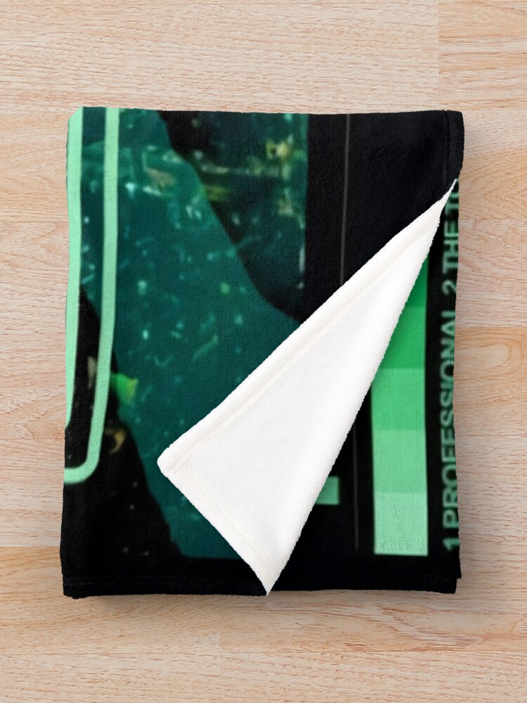 urblanket_medium_foldwide_portraitx1000.1u8-6 urblanket medium foldwide portraitx1000.1u8 6 - The Weeknd UK Store