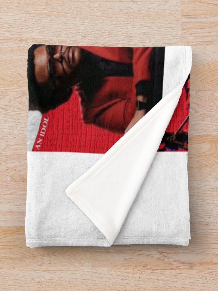 urblanket_medium_foldwide_portraitx1000.1u8-9 urblanket medium foldwide portraitx1000.1u8 9 - The Weeknd UK Store