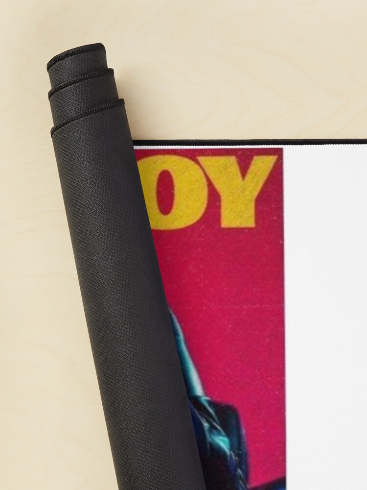 urdesk_mat_rolltall_portrait750x1000-8 urdesk mat rolltall portrait750x1000 8 - The Weeknd UK Store